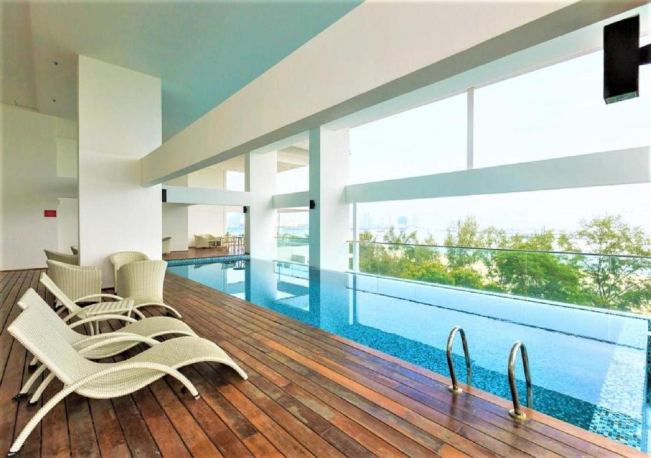 Rumahku Gurney With 270 Degree Sea View George Town Exteriör bild